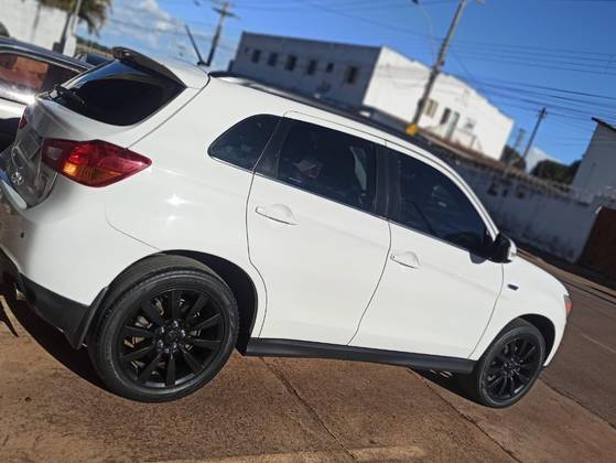 MITSUBISHI ASX 2.0 4X4 AWD 16V GASOLINA 4P AUTOMÁTICO MITSUBISHI ASX 2.0 4X4 AWD 16V GASOLINA 4P AUTOMÁTICO